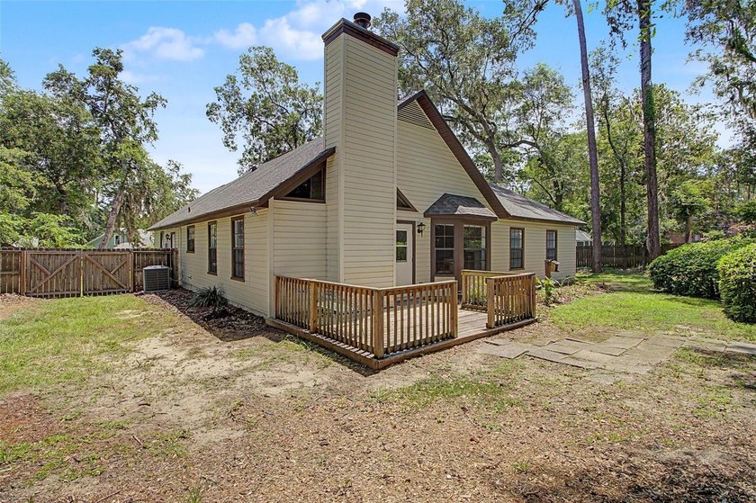 Under contract-accepting backup offers. Some homes are flipped - photo 36
