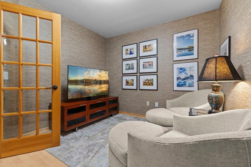 Welcome to Bayhill Condominiums, where comfort, convenience, and - photo 5