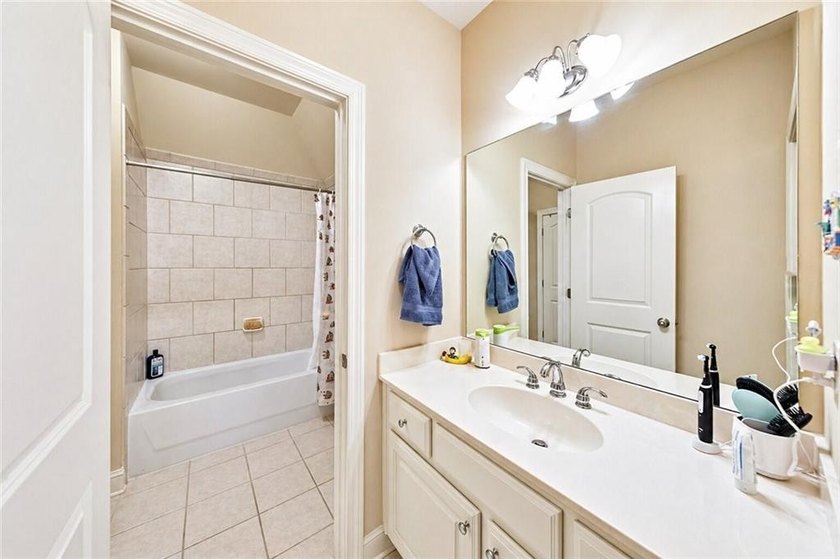 Here it is! The perfect home your family has been looking for - photo 24