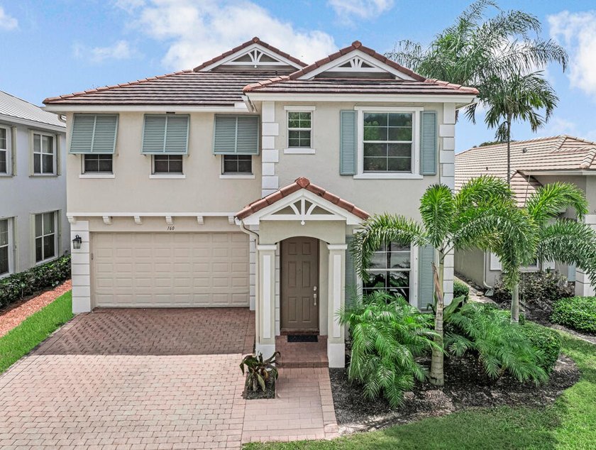 Extraordinary waterfront property. Stunning 4b/2.5b upgraded - photo 2
