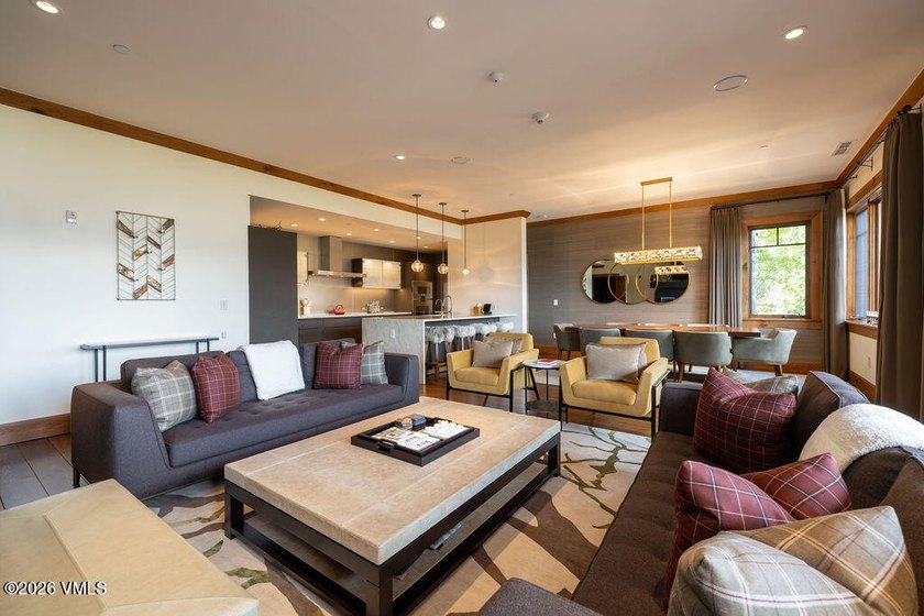 Opportunity to own one of the most beautiful residences in - photo 4