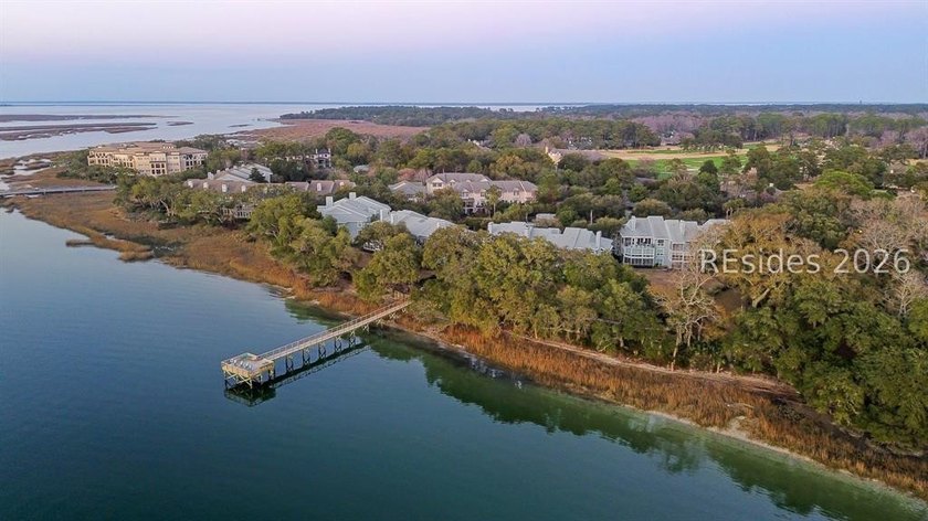 Rare Waterfront Villa in Indian Springs. This end-unit villa - photo 31