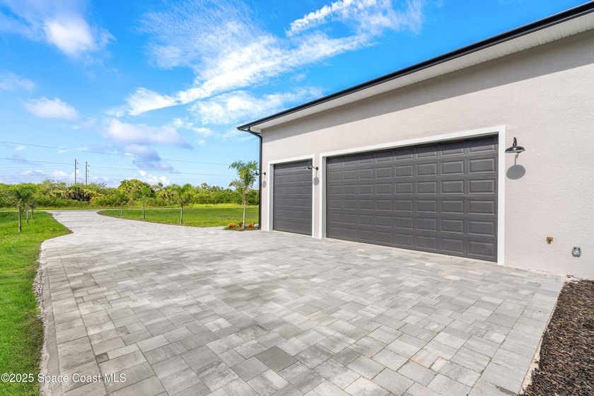 Brand New Home on 2.72 Acres! This stunning 4-bedroom, 3-bath - photo 38