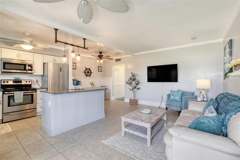 Updated move-in ready, this beautiful condo on the Ormond Beach - photo 4