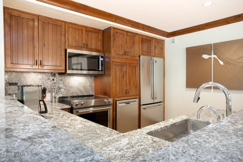 This is a 3 bedroom residence at the Bachelor Gulch with a large - photo 8