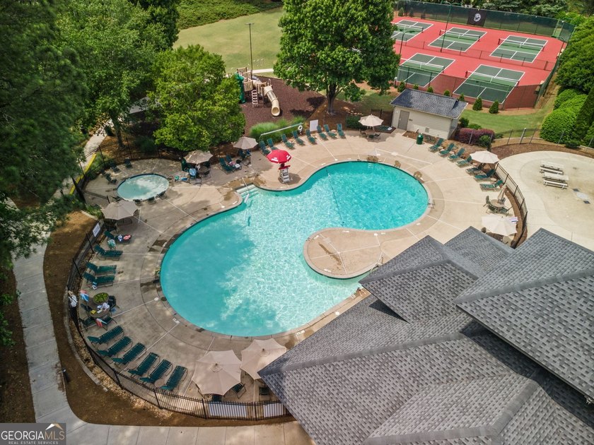 Welcome home to 1605 Amberwood Ct! Nestled on a cul-de-sac in - photo 33