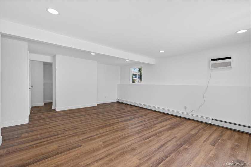 Welcome to this spacious renovated 5-bedroom, 2&amp; half-bathroom - photo 23