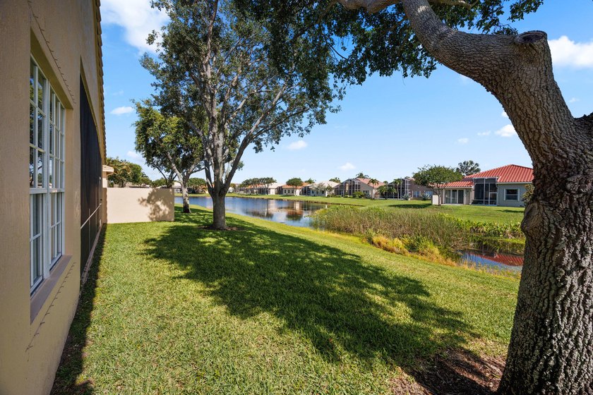 Lake views and sun-filled interiors create a warm, inviting - photo 28