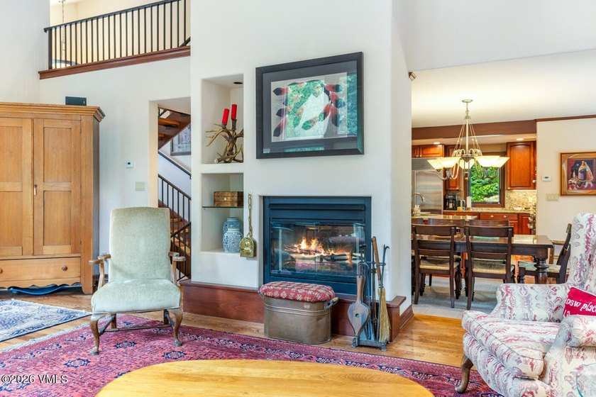 Mountain views, great outdoor living, and plenty of room for - photo 7