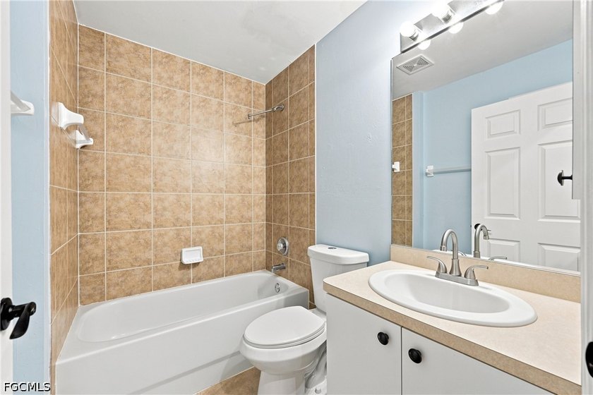 Welcome to this beautiful 3-bedroom, 2-bath home offering over 1 - photo 29