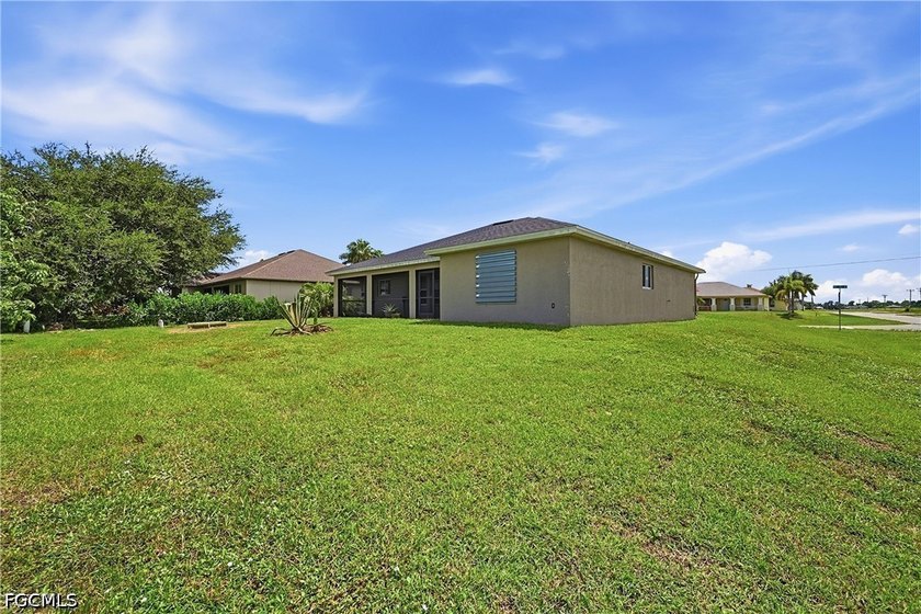 Welcome to this beautiful 3-bedroom, 2-bath home offering over 1 - photo 35