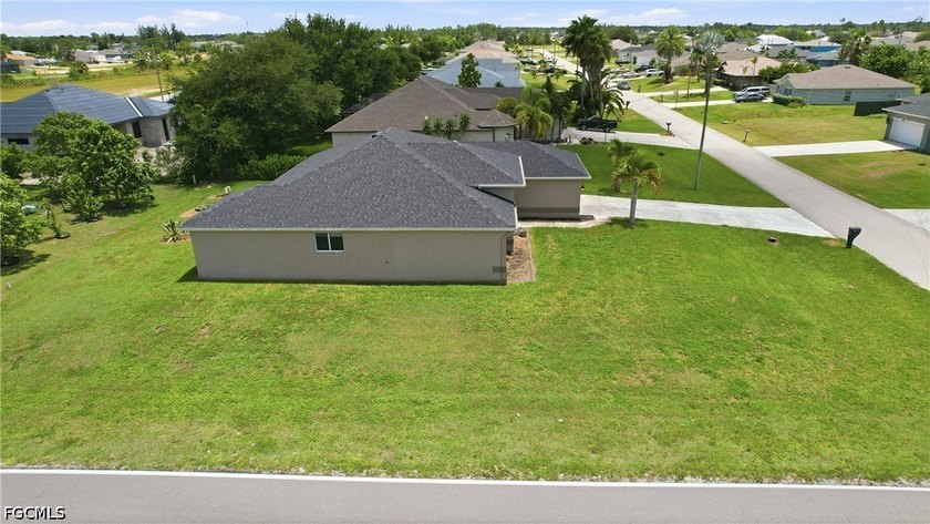 Welcome to this beautiful 3-bedroom, 2-bath home offering over 1 - photo 38
