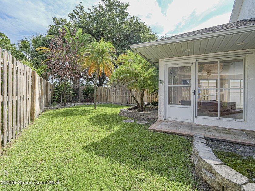Welcome to this beautifully maintained 3-bedroom, 2-bath home - photo 40