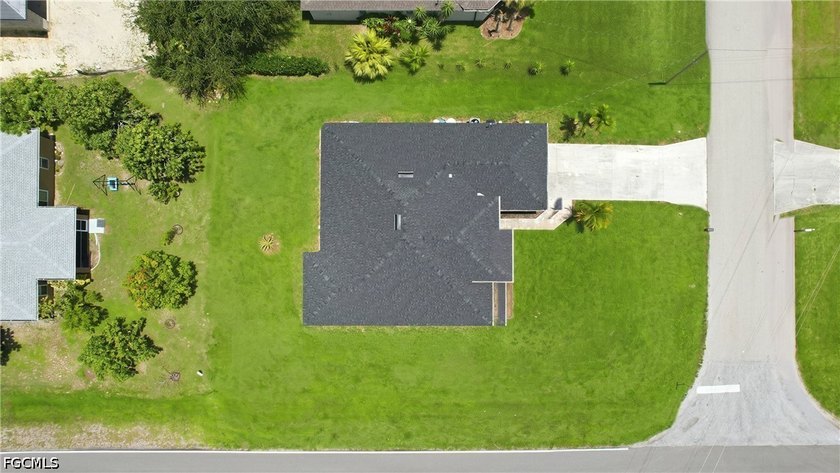Welcome to this beautiful 3-bedroom, 2-bath home offering over 1 - photo 41
