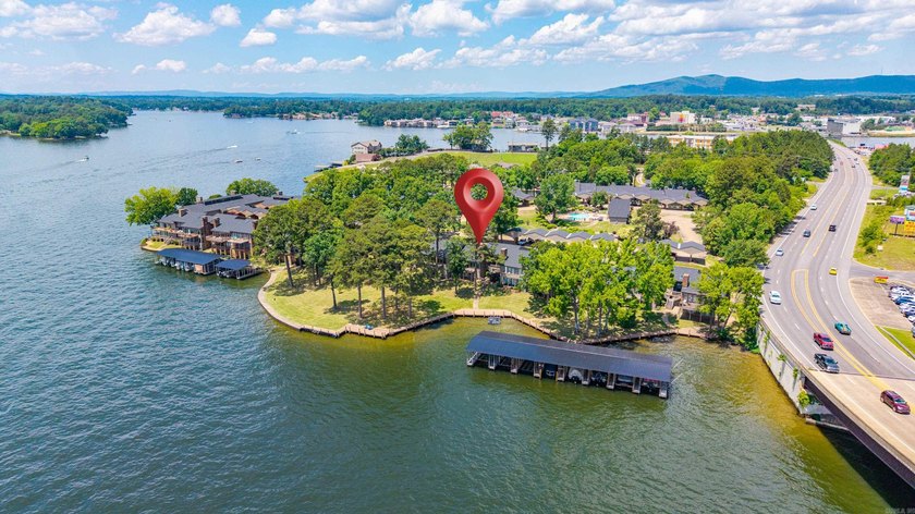 SELLER SAYS bring me an offer! Wonderful location and view !! - photo 4