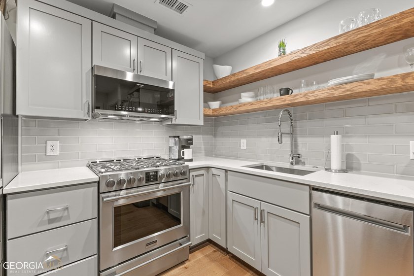 Indulge in luxury at this exquisite Triangle Park townhome. It's - photo 21