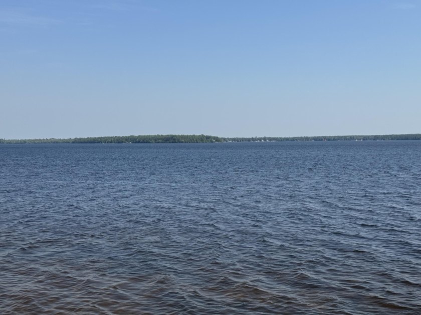 Charming 3-bedroom, 2.5-bath ranch home on 100 feet of Paradise - photo 34