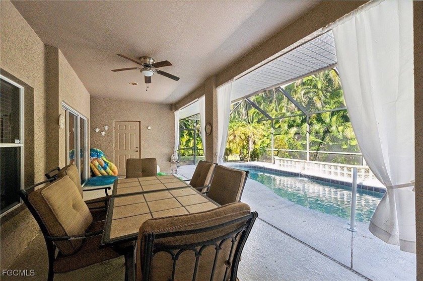 Priced to Sell!! Beautiful 4/2/2 pool home built by Mercedes - photo 44