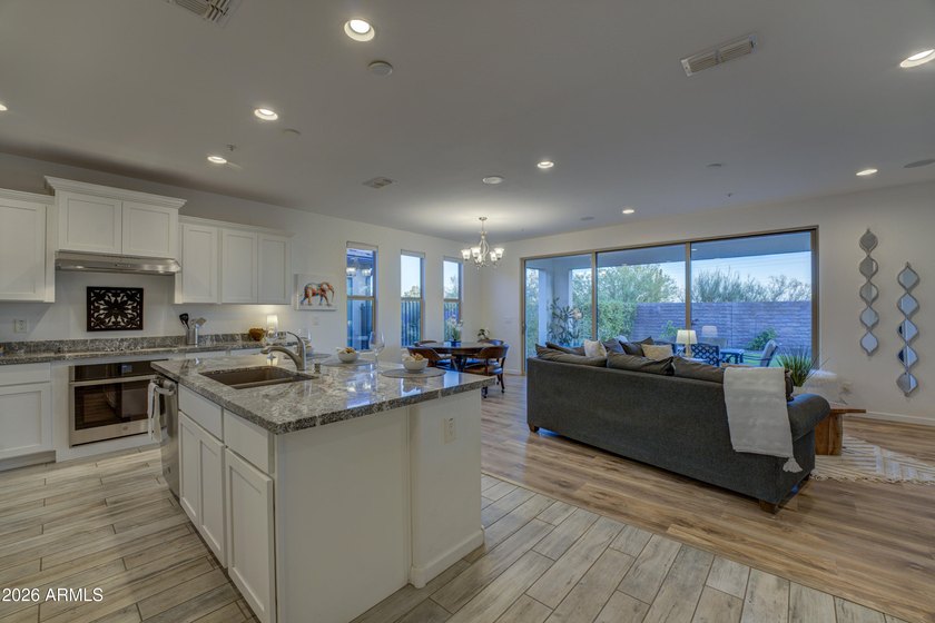 Experience luxury living in the prestigious Trilogy at Verde - photo 15