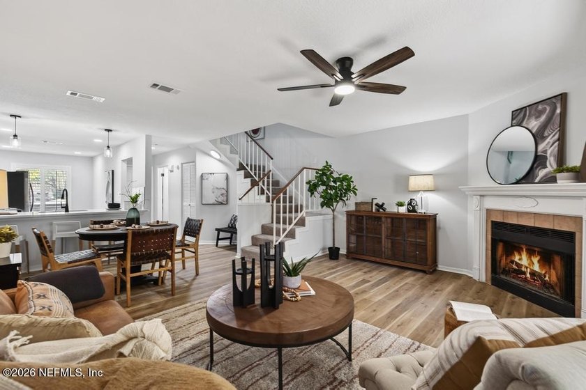Welcome to this recently updated two-bedroom, two and a half - photo 21