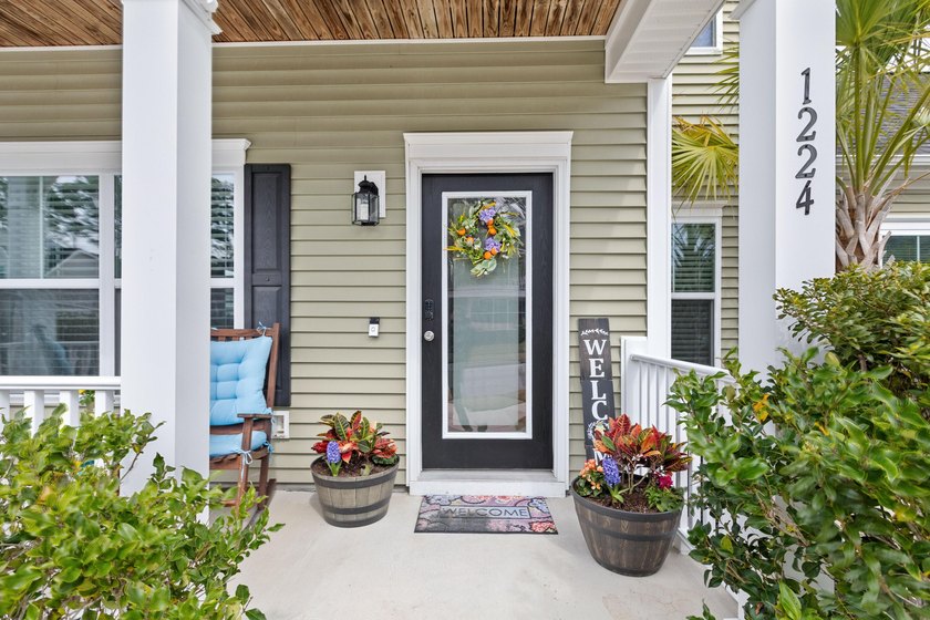 Welcome to 1224 Twitchell Street, a beautifully maintained - photo 3