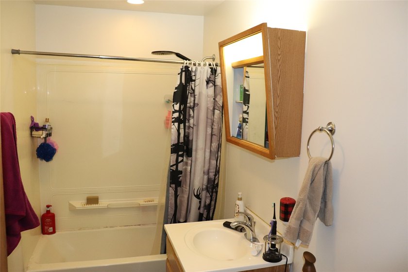 Motivated Seller! Perfect Opportunity to get into the Rental - photo 28