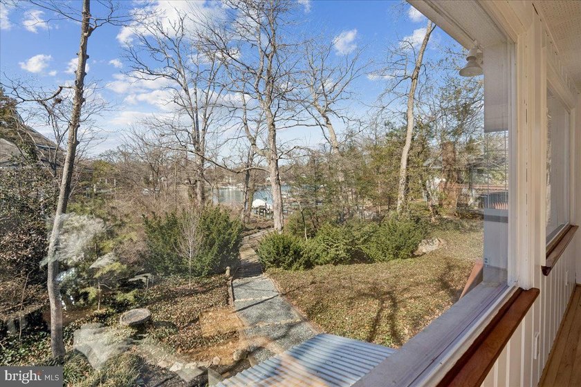 Enjoy waterfront living in this beautiful home on Cypress Creek - photo 28