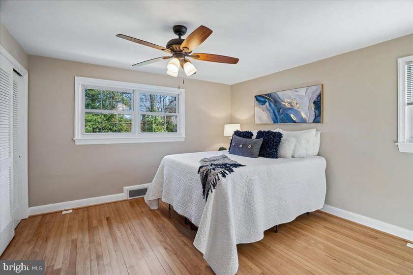 Enjoy waterfront living in this beautiful home on Cypress Creek - photo 29