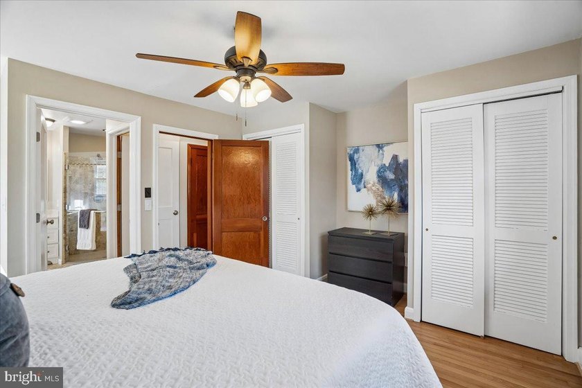 Enjoy waterfront living in this beautiful home on Cypress Creek - photo 32