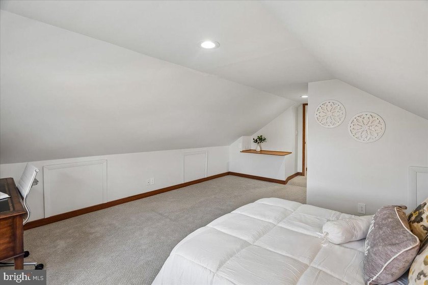 Enjoy waterfront living in this beautiful home on Cypress Creek - photo 42