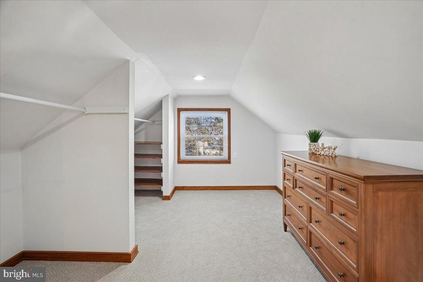 Enjoy waterfront living in this beautiful home on Cypress Creek - photo 45