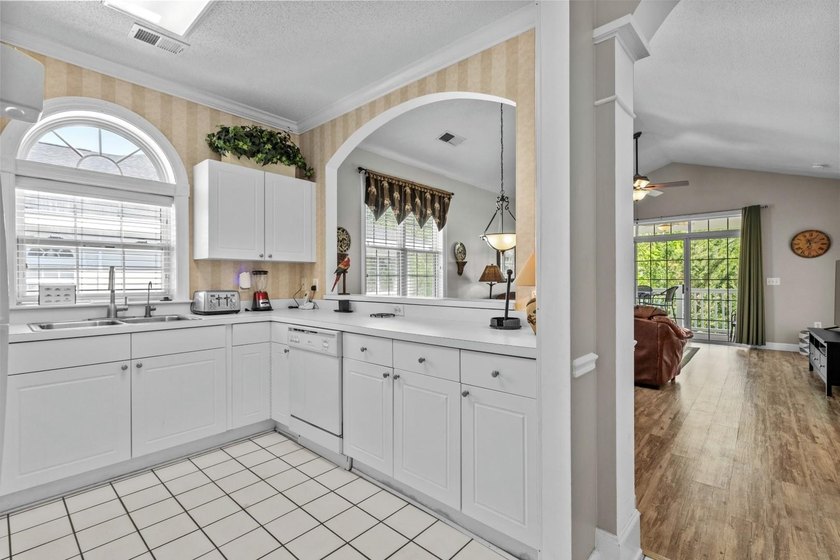 Whether you're looking for a vacation home in the perfect golf - photo 13