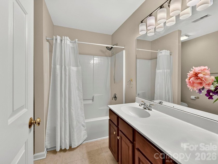 Stunning brick-front home in coveted Somerset, zoned for - photo 24