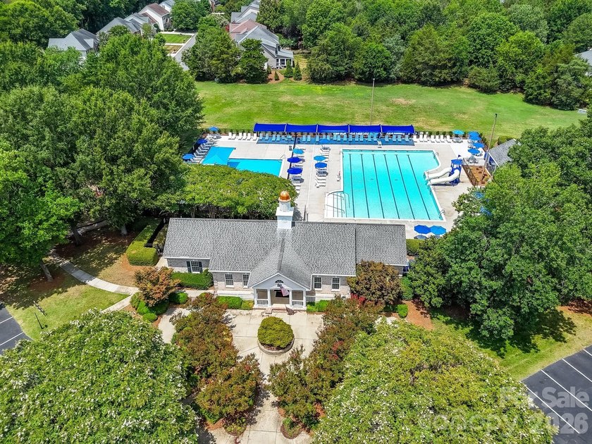 Stunning brick-front home in coveted Somerset, zoned for - photo 42