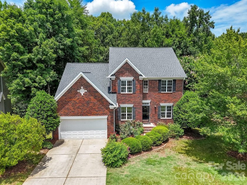 Stunning brick-front home in coveted Somerset, zoned for - photo 45