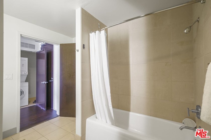 PRICED TO SELL - DON'T MISS THIS EXCEPTIONAL VALUE!!! This - photo 17
