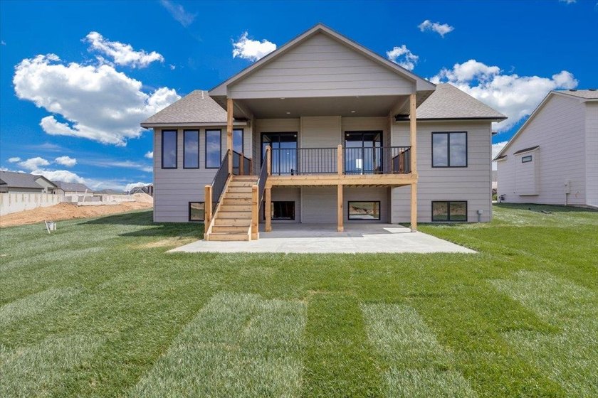 MODEL IS NOW FOR SALE! Stunning 5 Bedroom, 3 Bath Lakefront Home - photo 36