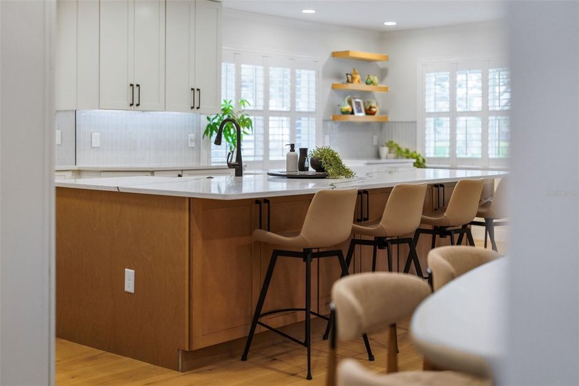 Welcome to 480 W. Davis Boulevard, where timeless Davis Islands - photo 8
