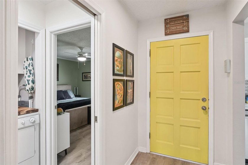 Beautifully renovated and move-in ready, this stunning 2-bedroom - photo 5