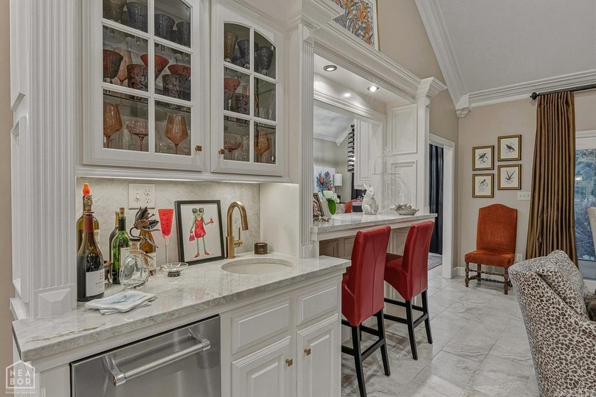 Welcome to 2207 Doral Cove, an exceptional golf course property - photo 11