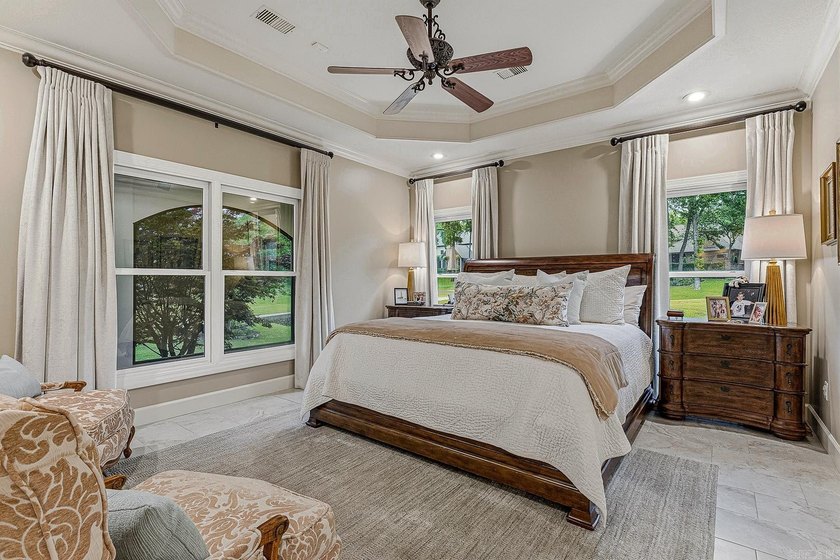 Welcome to 2207 Doral Cove, an exceptional golf course property - photo 16
