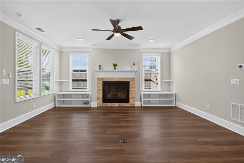 Welcome to 328 McQueen Way in Courtyards at Hickory Flat, a - photo 16