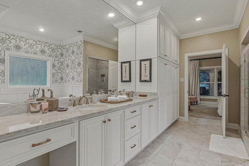 Welcome to 2207 Doral Cove, an exceptional golf course property - photo 21
