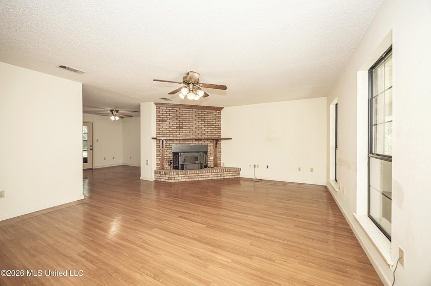 Nestled in the desirable Latimer community, this well-maintained - photo 15