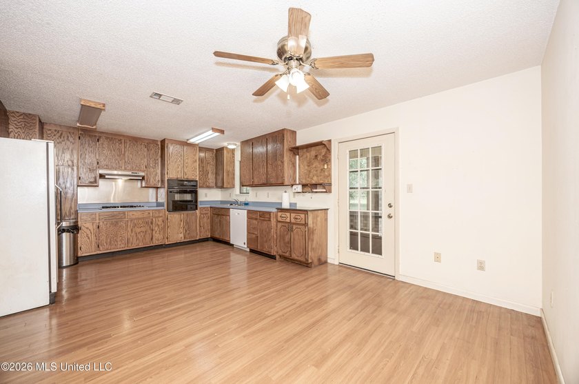Nestled in the desirable Latimer community, this well-maintained - photo 23