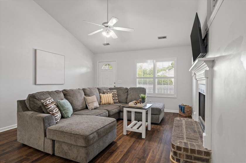 Welcome home to 8655 Bentwood Drive in North Charleston, South - photo 4