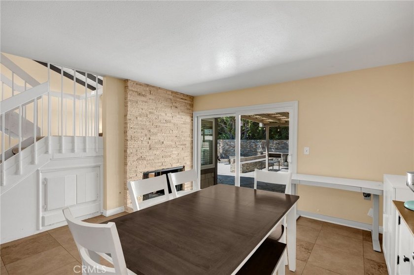 UPDATED &amp; LARGEST floor plan in Shady Hollow, perfectly located - photo 34