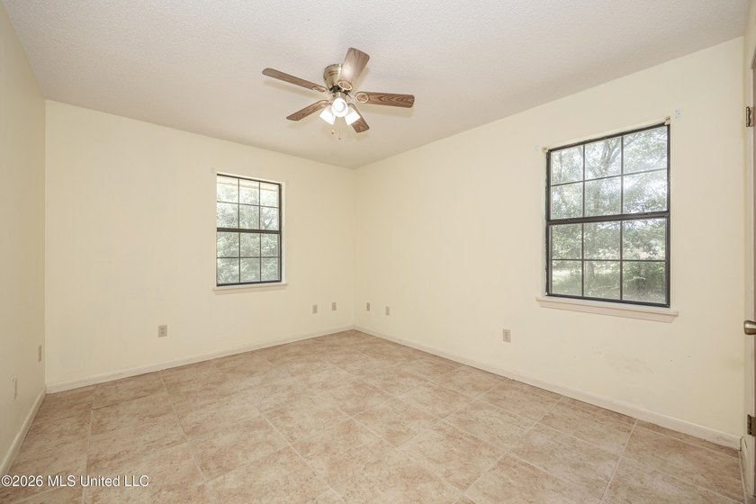Nestled in the desirable Latimer community, this well-maintained - photo 36