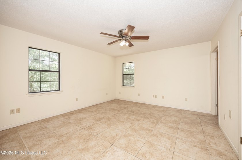 Nestled in the desirable Latimer community, this well-maintained - photo 40