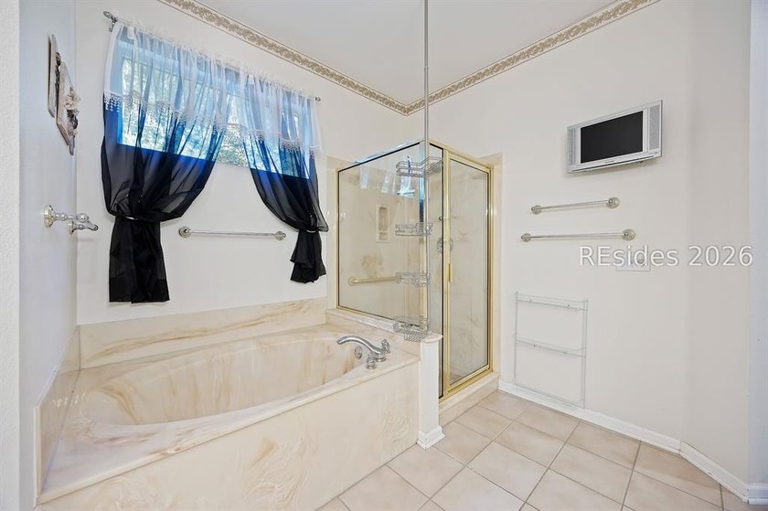 Welcome to 39 Hamilton Drive, a spacious Charlotte/Madison model - photo 23